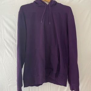 XL H&M purple sweatshirt
